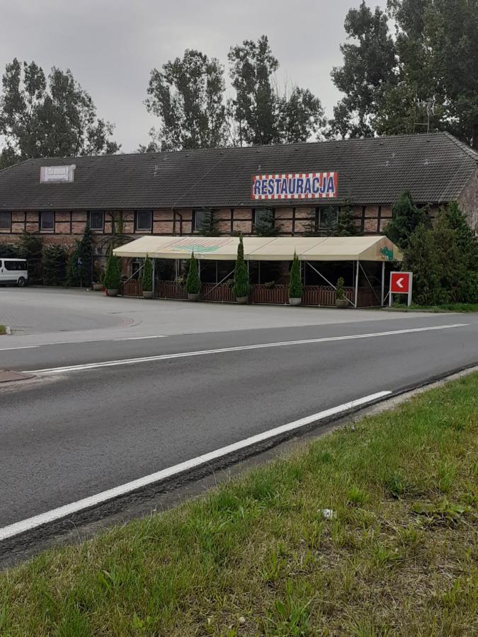 Auto Port Przytoczna Bed & Breakfast Nowa Niedrzwica Exterior photo